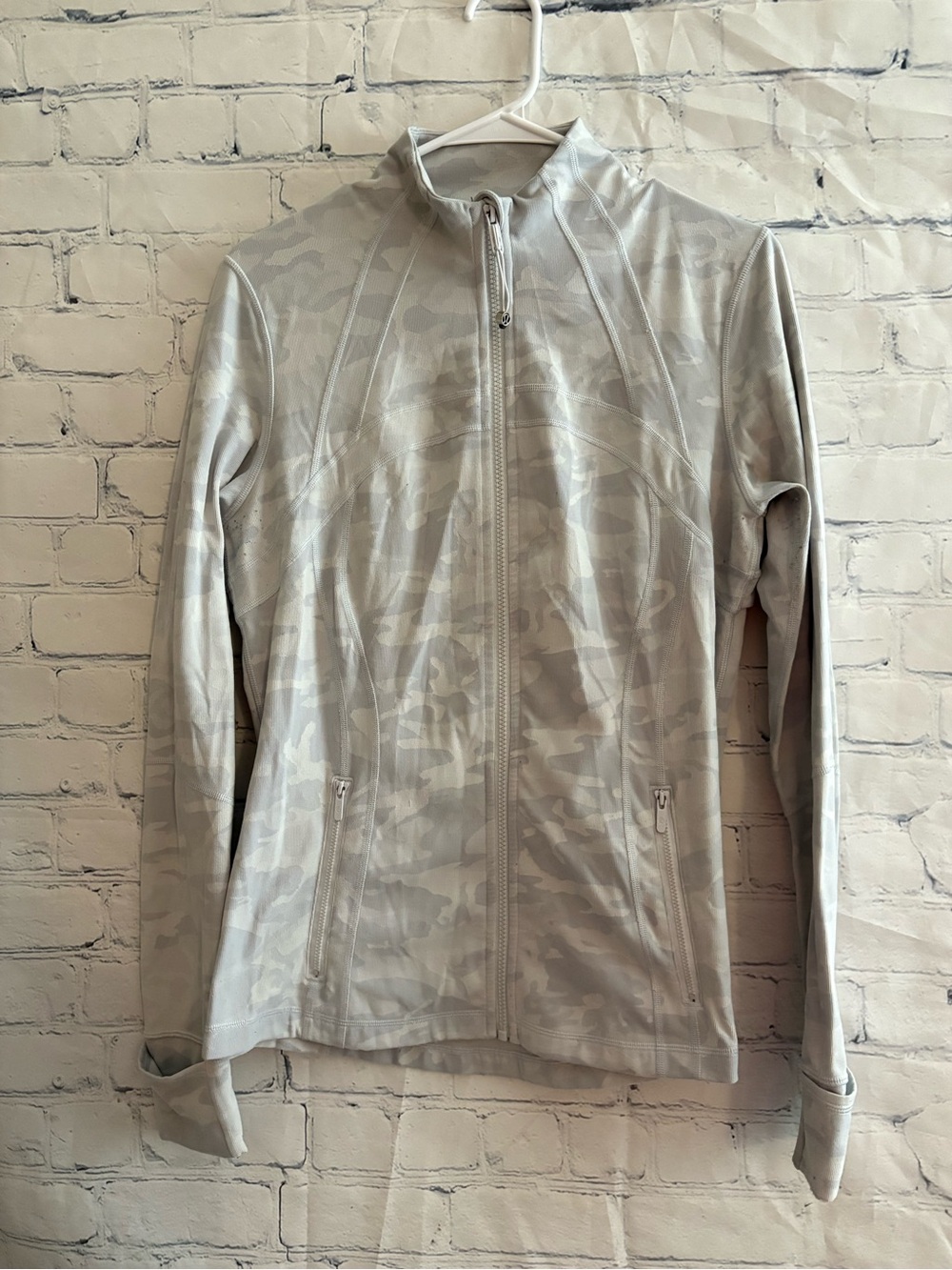 Lululemon white camo define Jacket size 12